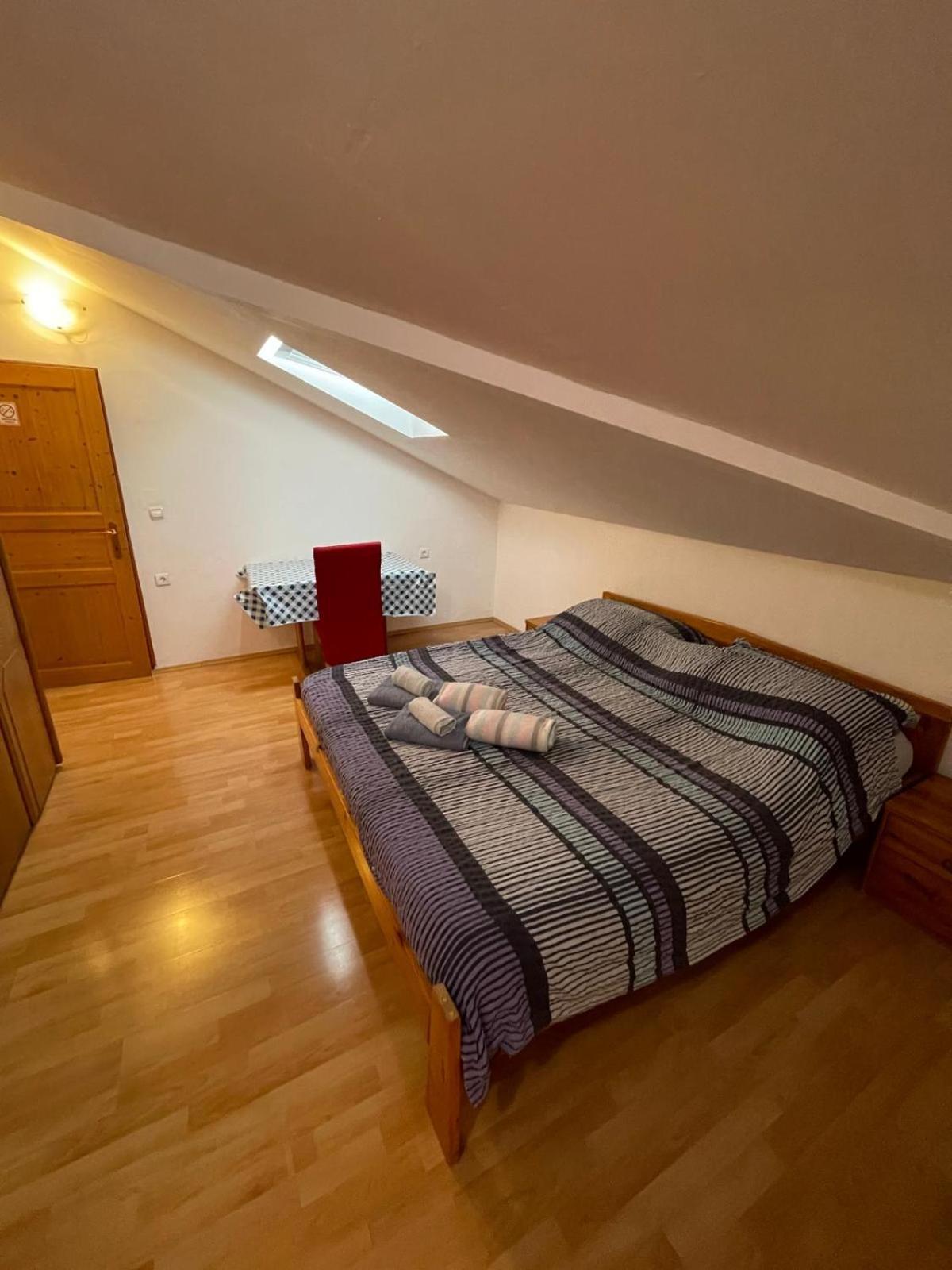 Dejan Apartman