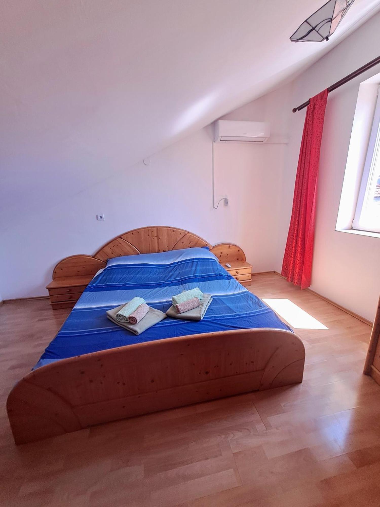Dejan Apartment-top Centar * Pola